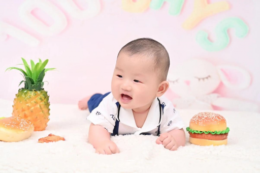 南京宝宝在妈妈肚子里